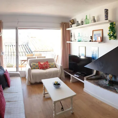 Marquina Apartment *